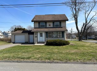 15 New Hampshire Ave, Pittsfield, MA 01201