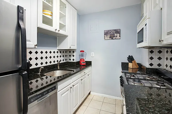 Sold by Keller Williams NYC | media 4