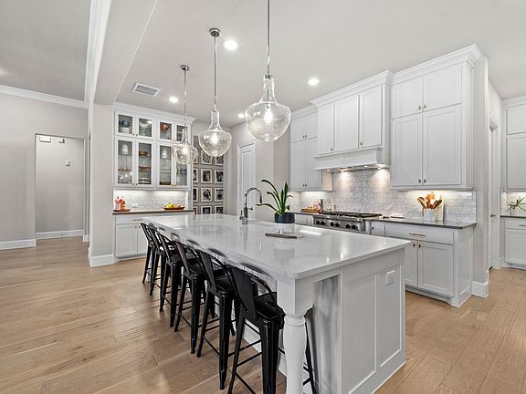 3rd image of 6642 Garrett River Rd