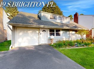 119 S Brighton Pl, Arlington Heights, IL