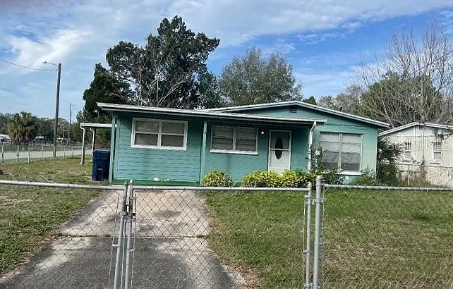 1st image of 10212 N 29th St