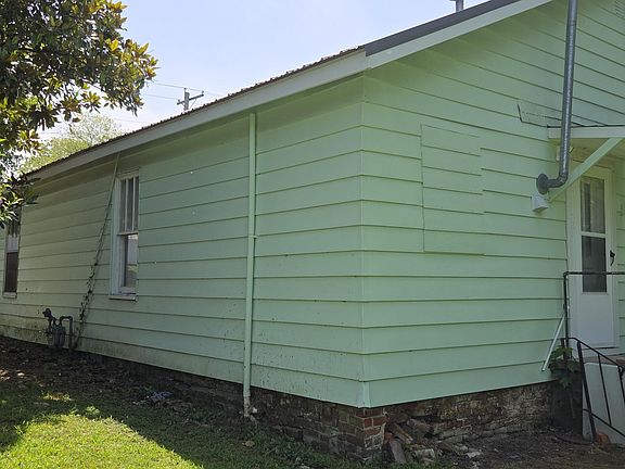 5th image of 915 S 10th St