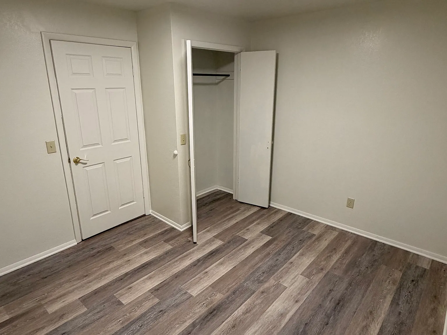 3 bed, 1727 sqft, $1,350 — Photo 3
