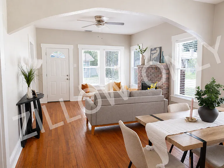 315 E Ford St — Photo 8
