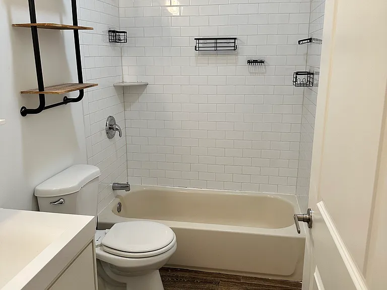1128 S 19th St #B — Photo 9