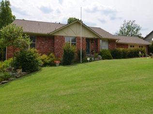 1210 N Ash Ave W, Broken Arrow, OK 74012