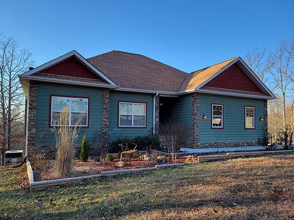 2nd image of 240 Thunder Ridge Dr