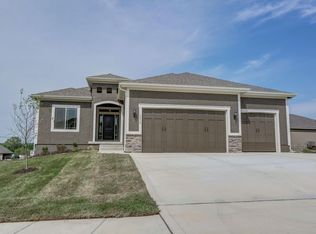 1212 Cothran Ct, Raymore, MO 64083