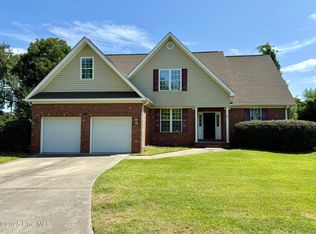 235 Kelly Rd, Pinehurst, NC 28374
