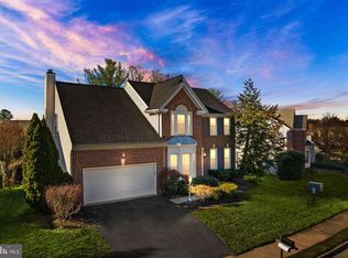 20699 Settlers Point Pl, Sterling, VA 20165