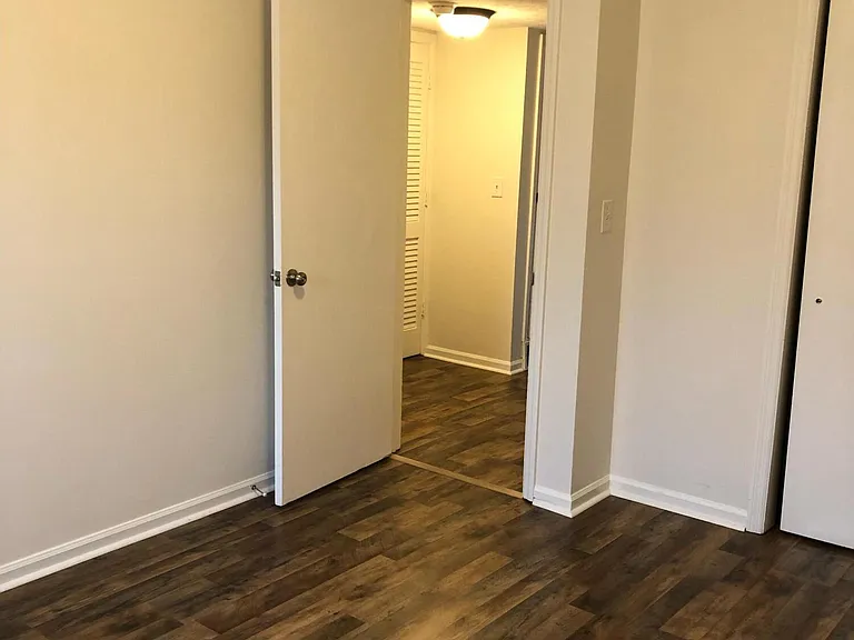 904 Plaza Dr #11 — Photo 26