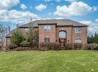 5003 Oak Tree Ct, Ann Arbor, MI 48108