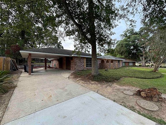 3rd image of 865 Seyburn Ct