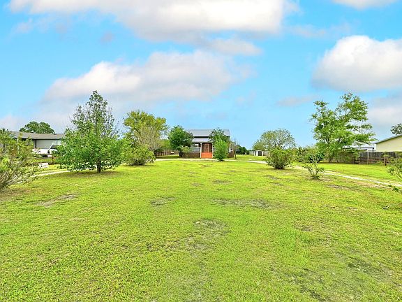 2nd image of 320 Sunset Ridge Rd