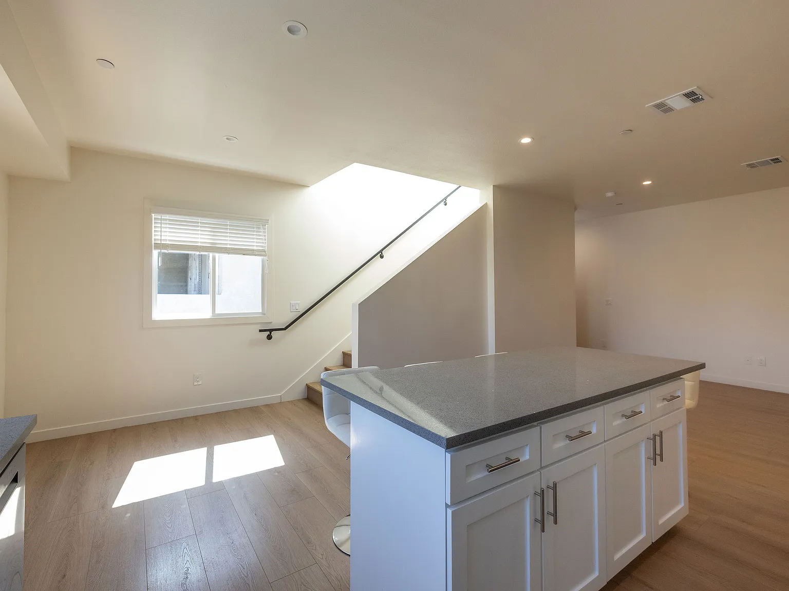 3 bed, 1550 sqft, $1,500 — Photo 3