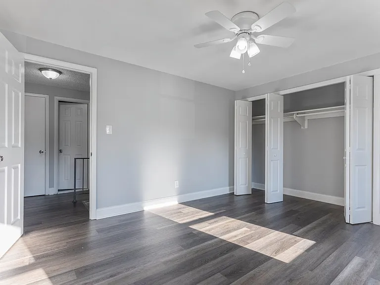 4711 Navarro Ave — Photo 13