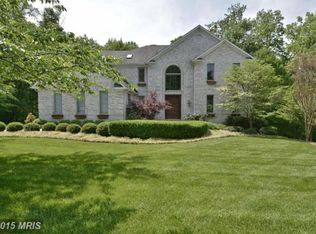 11255 Sommersworth Ct, Sterling, VA 20165