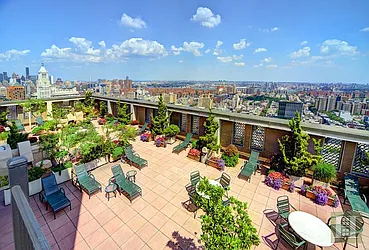 Rented by R New York