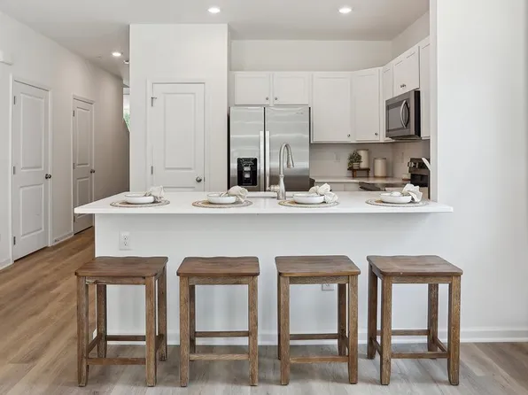 232 Derby Dr, Coatesville, PA 19320