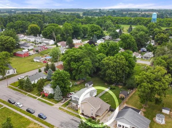 108 N Main St, Christiansburg, OH 45389