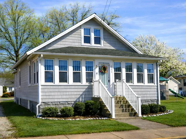 6353 Cleveland St, Chincoteague, VA 23336