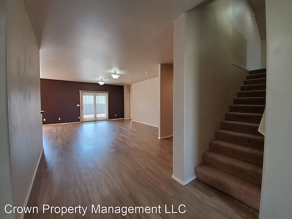 4th image of 1174 Tomich Ave