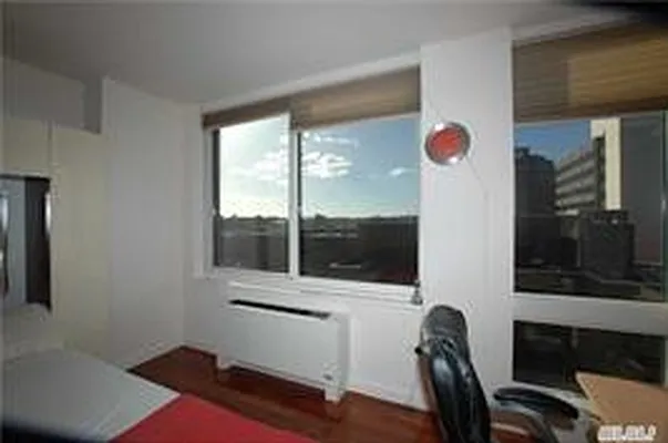 Sold by Madeleine Realty Ltd. | media 8