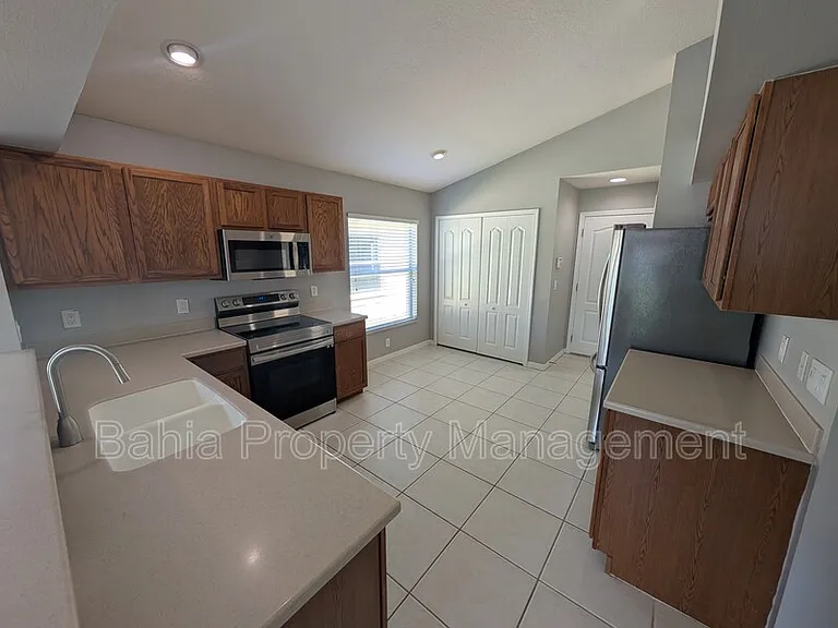 31404 Philmar Ln — Photo 7