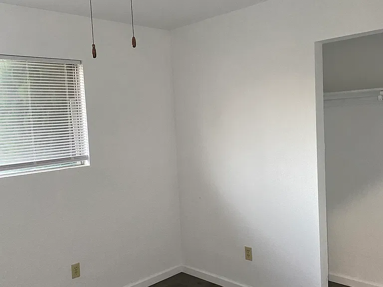 5285 Acacia Way — Photo 3
