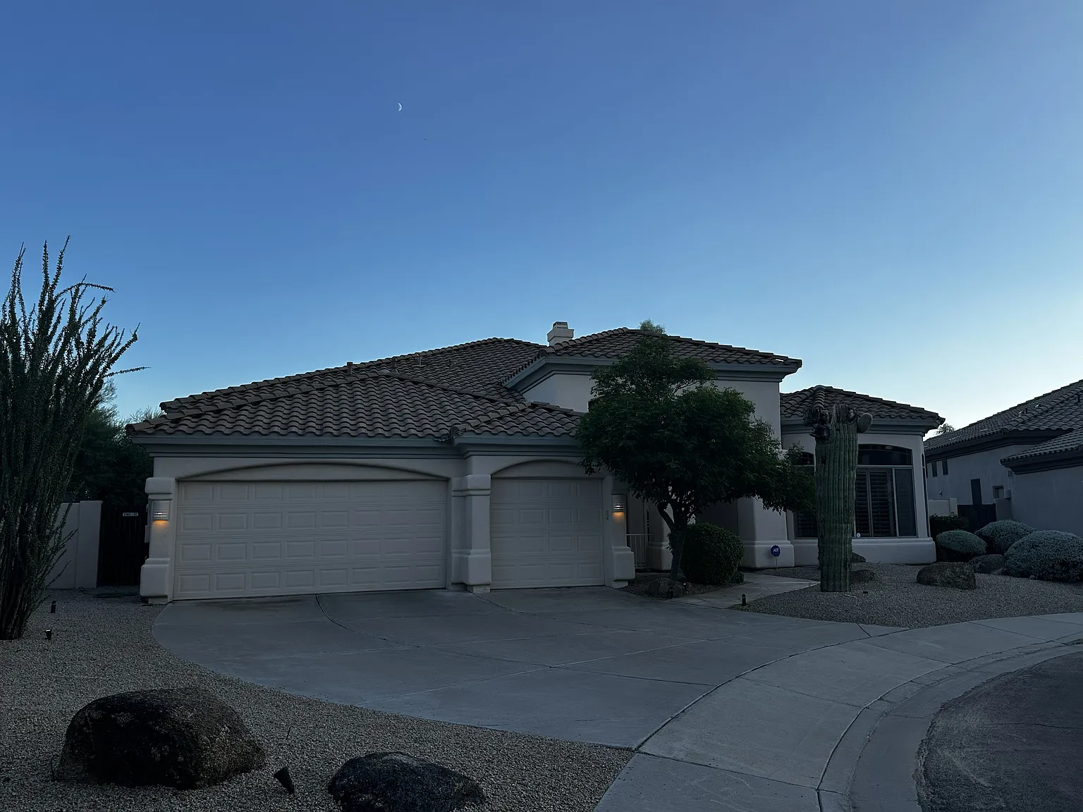 E Patrick Ln, Phoenix — Photo 1