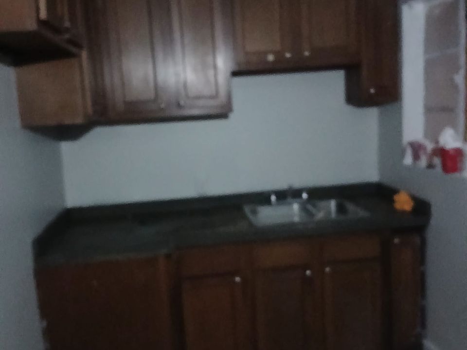 1st image of 1720 Marion St