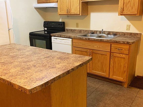 3rd image of 605 15th St S APT 301