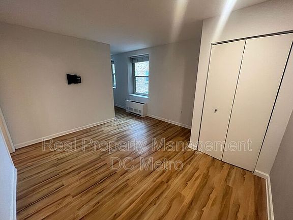 4th image of 2440 16th St NW APT 318