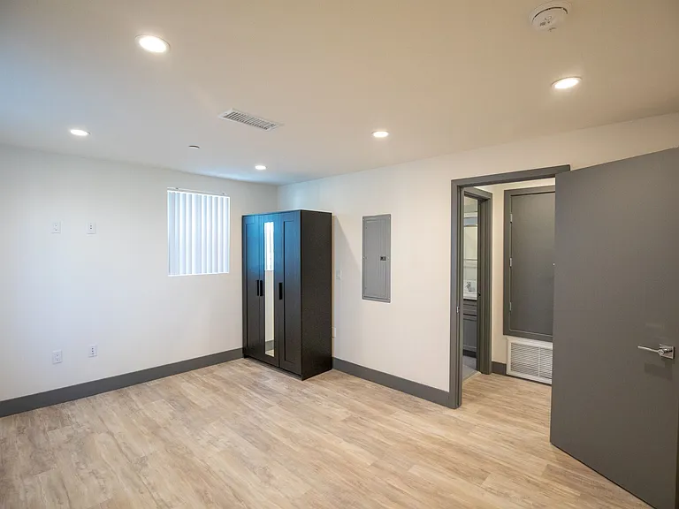2684 Orchard Ave — Photo 6