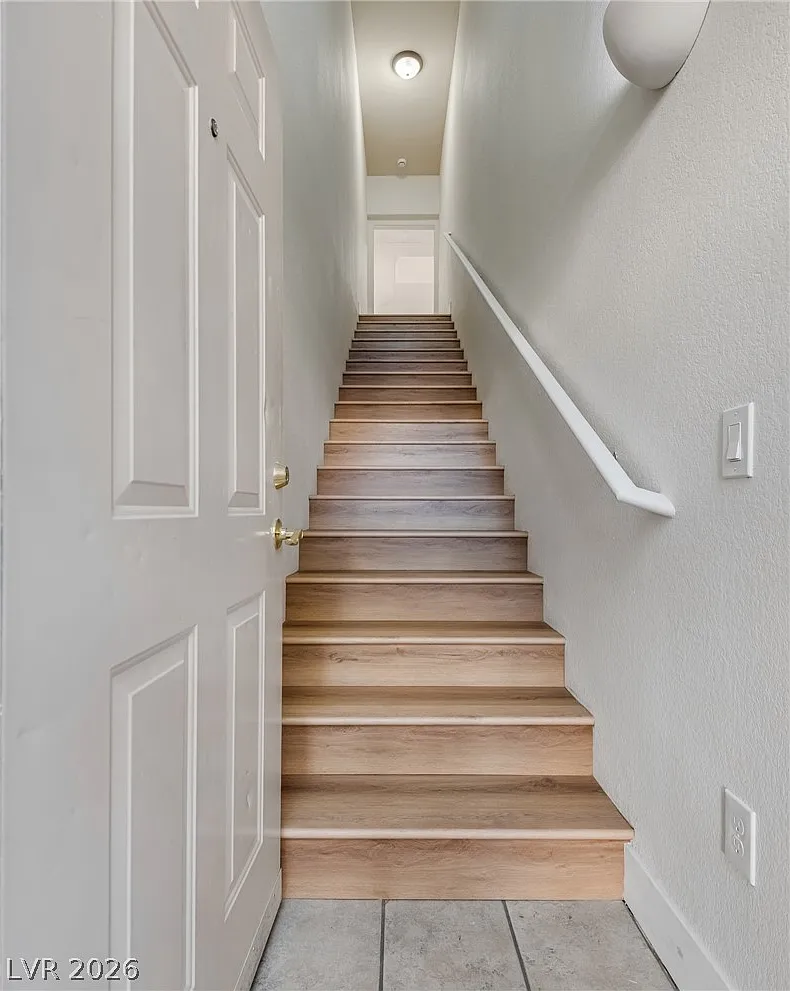 2 bed, 2.0 bath, 1180 sqft, $1,475 — Photo 3