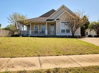 3724 Hazelwood Dr, Benton, AR 72015