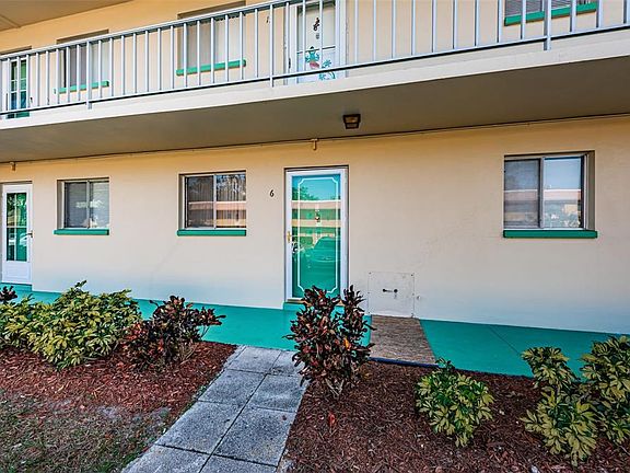 4th image of 2001 Greenbriar Blvd APT 6