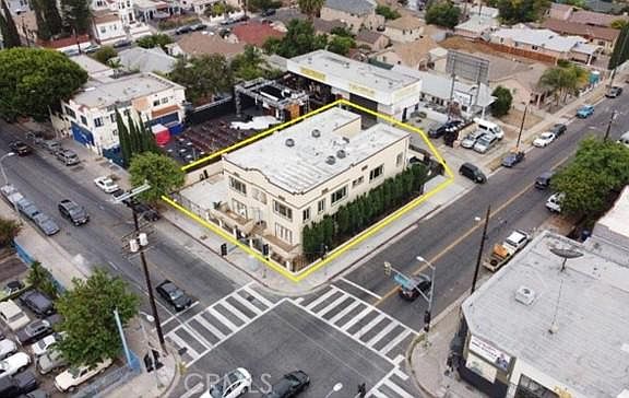 5th image of 5072 Fountain Ave