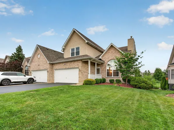 597 Sudbury Cir, Oswego, IL 60543
