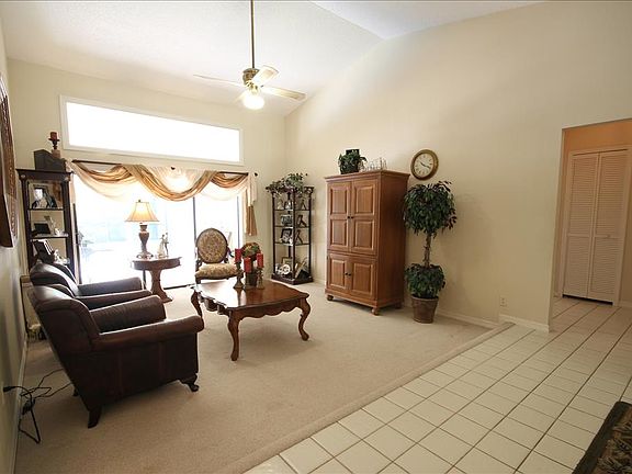 2nd image of 810 Cove Park Pl