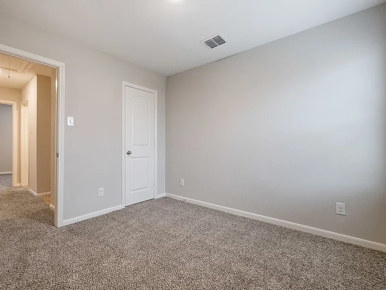 9234 Foxing Blf — Photo 11