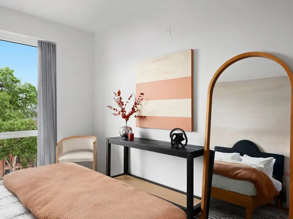 249 Willoughby Avenue image 11 of 29