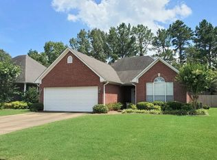 125 E Point Dr, Saltillo, MS 38866