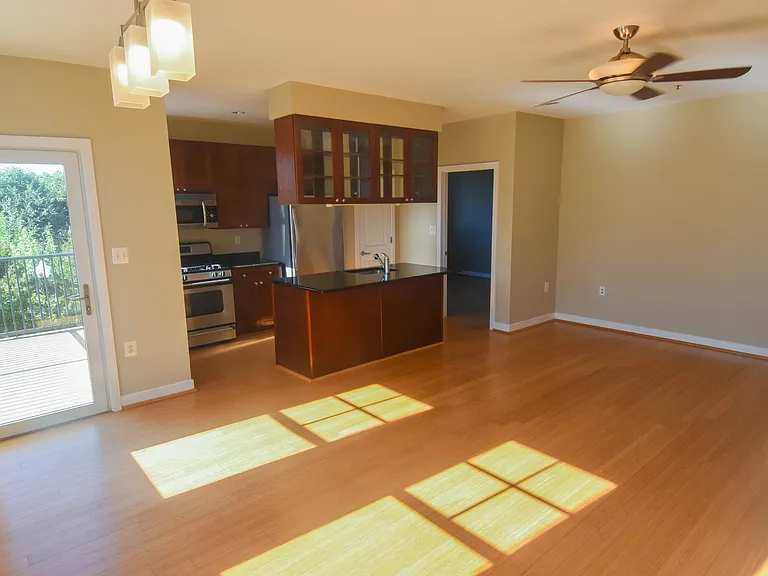 181 E Reed Ave #313 — Photo 3