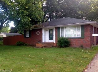 683 Sandusky St, Conneaut, OH 44030