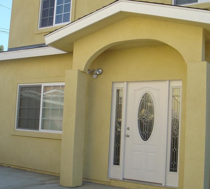 1st image of 11114 Louise Ave