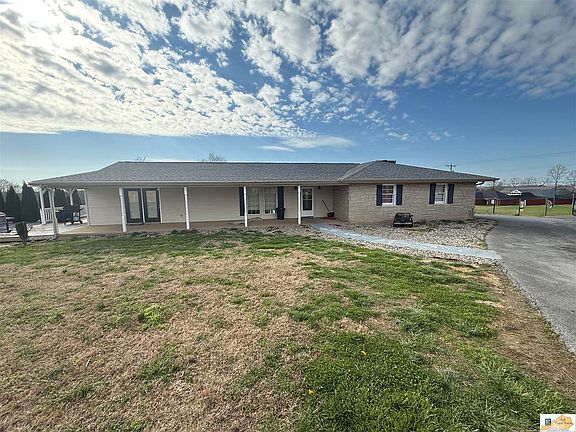 4th image of 2457 Russell Springs Rd