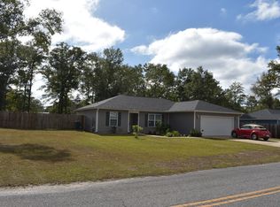 45 Tall Pines Blvd, Defuniak Springs, FL 32433