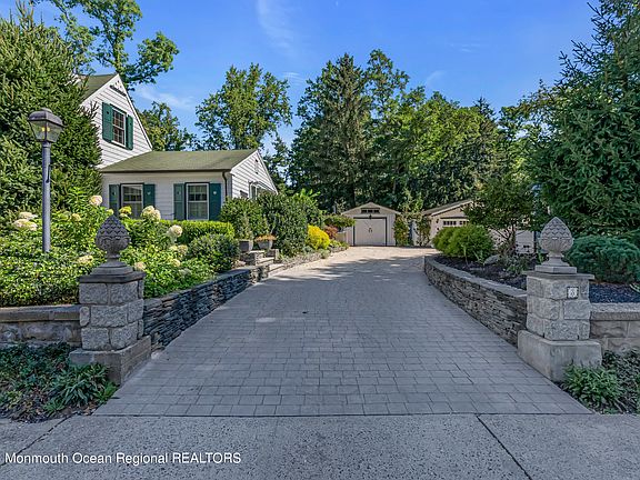 4th image of 3 Glenmary Avenue