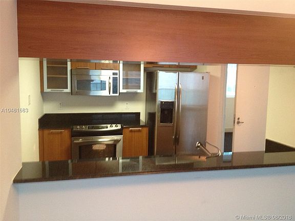 2nd image of 1800 N Bayshore Dr APT 1812